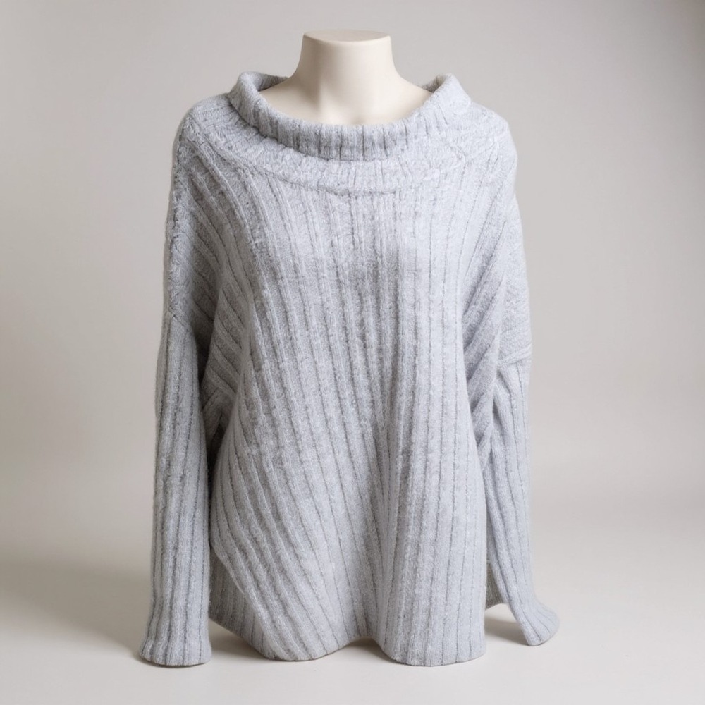 NWT Universal Thread Women's XXL Gray Turtleneck Soft Cozy Knit Sweater